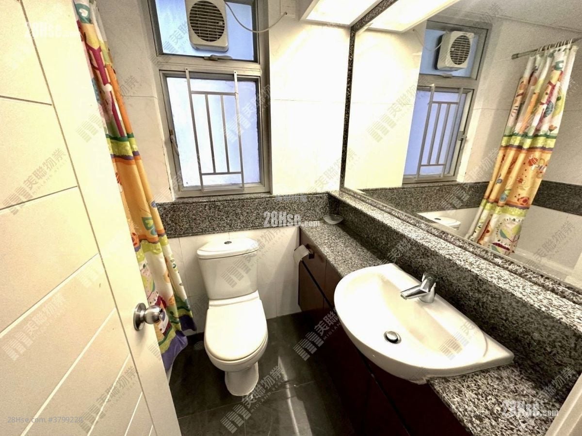 Summit Terrace Rental 2 Bedrooms , 1 Bathroom 446 ft²