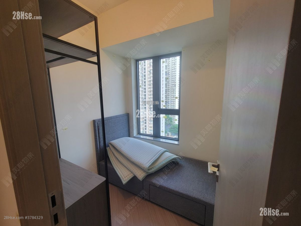 Yoho West Sell 2 Bedrooms 440 ft²