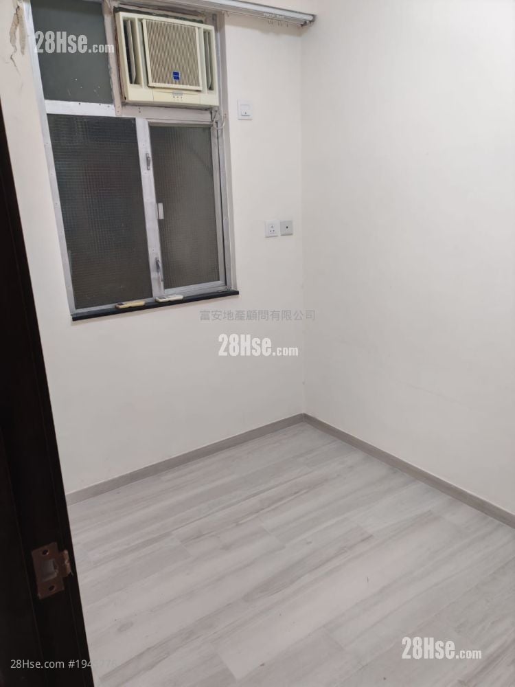 Fu Tao Building Sell 2 Bedrooms , 1 Bathroom 433 ft²