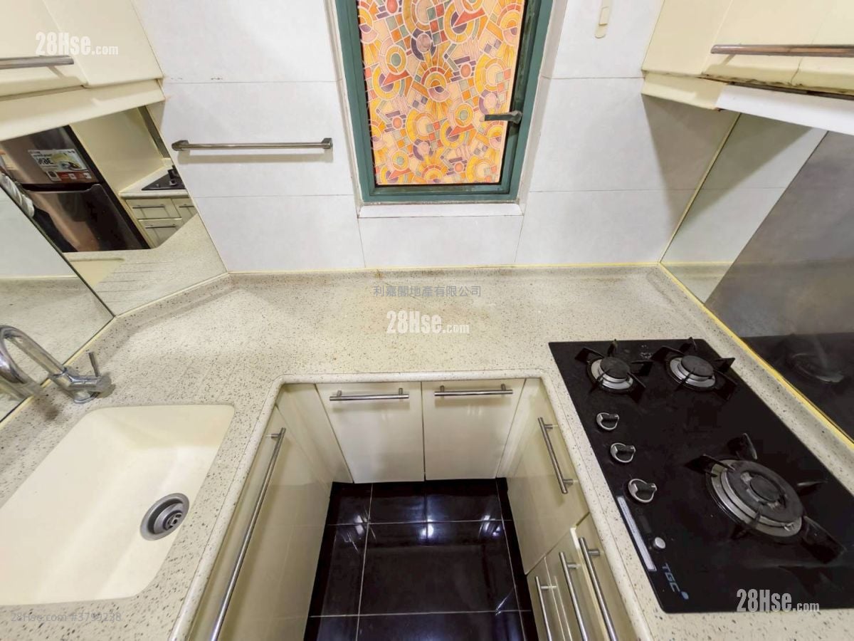 蓝澄湾 售盘 2 房 451 平方尺