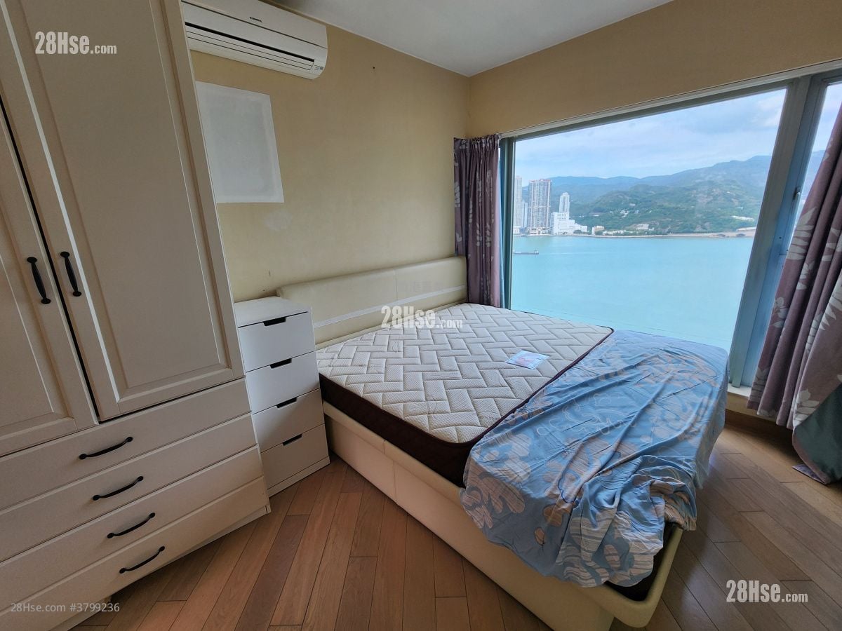 Park Island Sell 3 Bedrooms 707 ft²