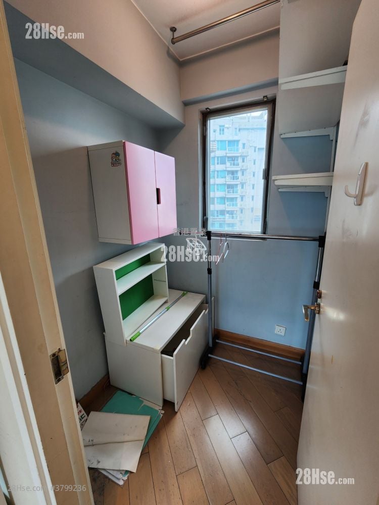 Park Island Sell 3 Bedrooms 707 ft²