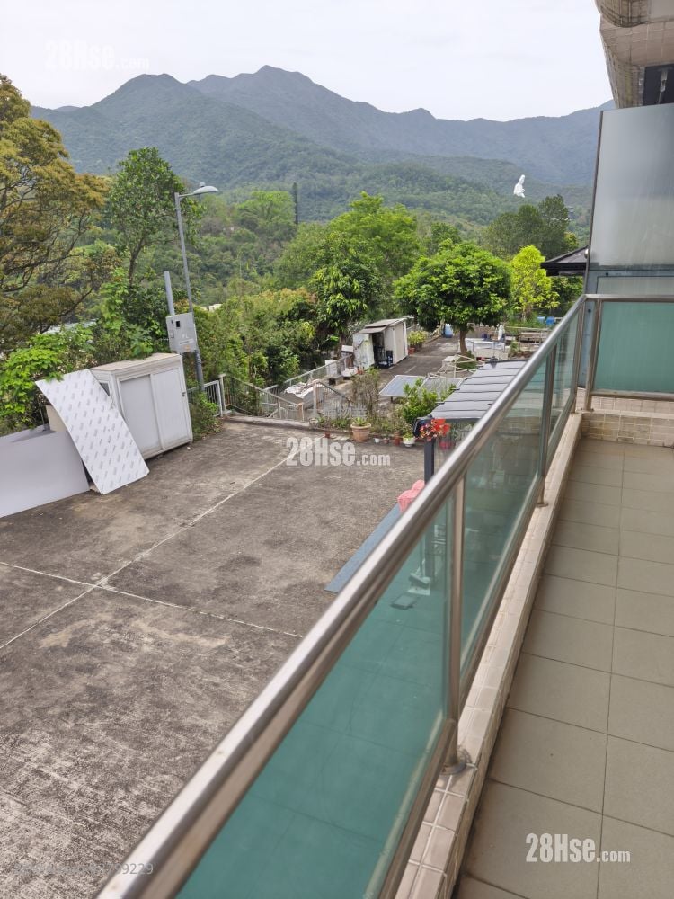 村屋 租盘 3 房 , 1 浴室 700 平方尺