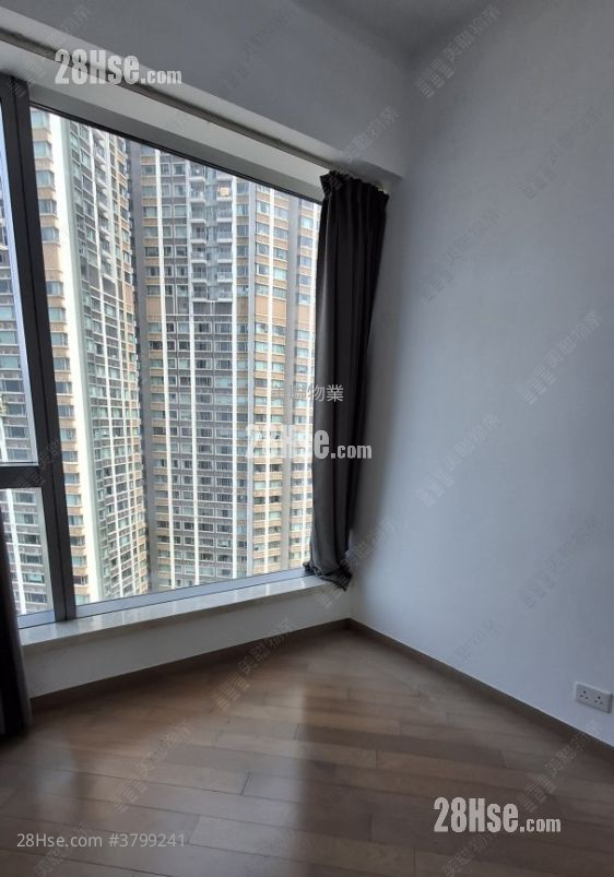 天玺 售盘 3 房 , 2 浴室 875 平方尺