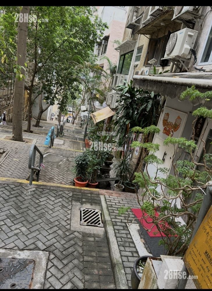 Chinese Mansion Rental 2 Bedrooms , 1 Bathroom 319 ft²