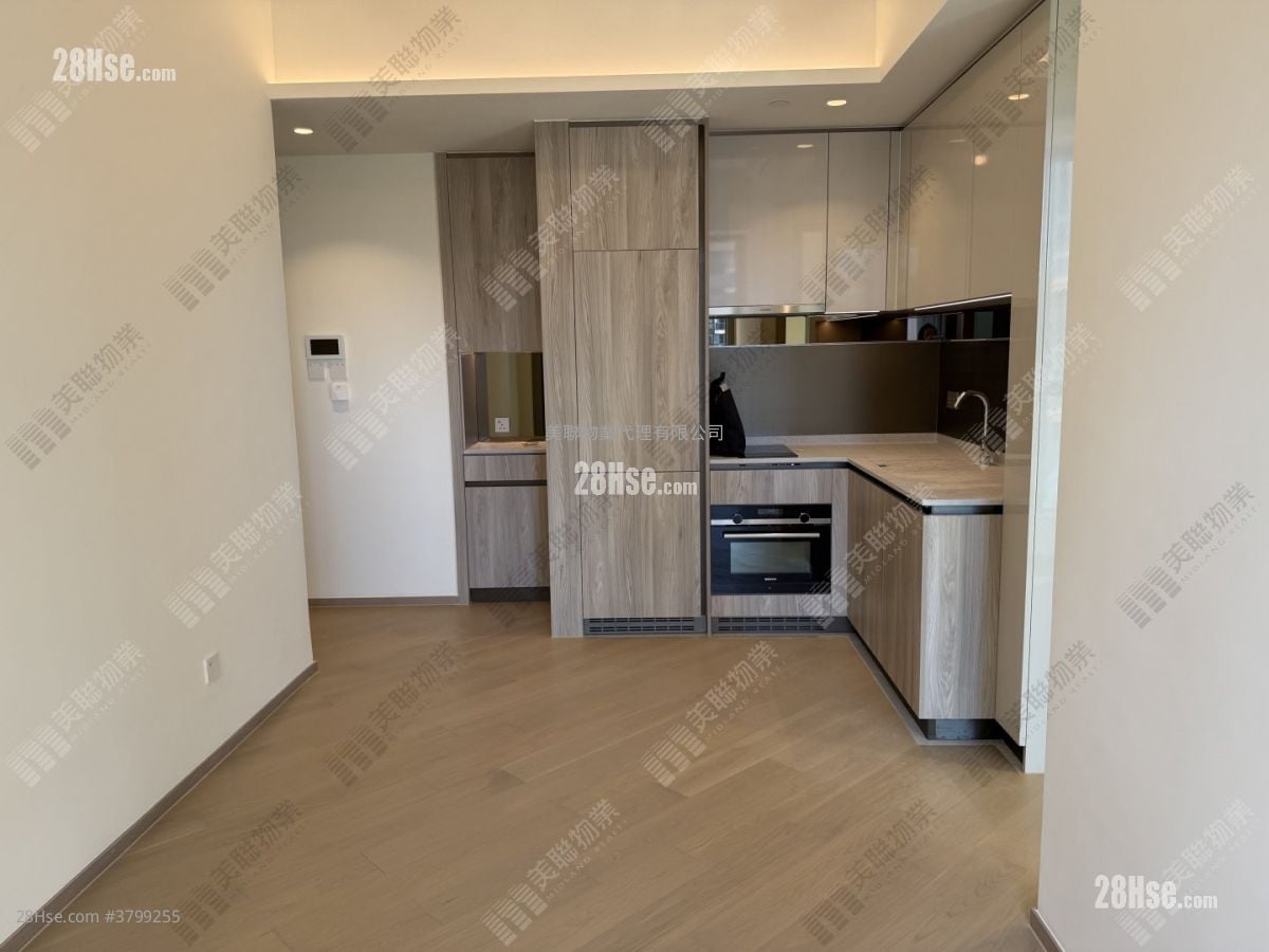 Villa Garda Ii Rental 2 Bedrooms , 1 Bathroom 463 ft²