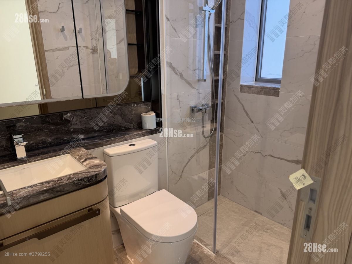 Villa Garda Ii Rental 2 Bedrooms , 1 Bathroom 463 ft²