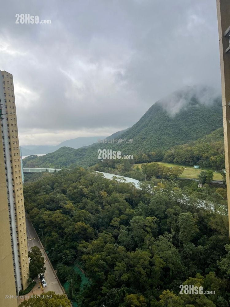 Kam Ying Court Sell 2 Bedrooms , 1 Bathroom 401 ft²