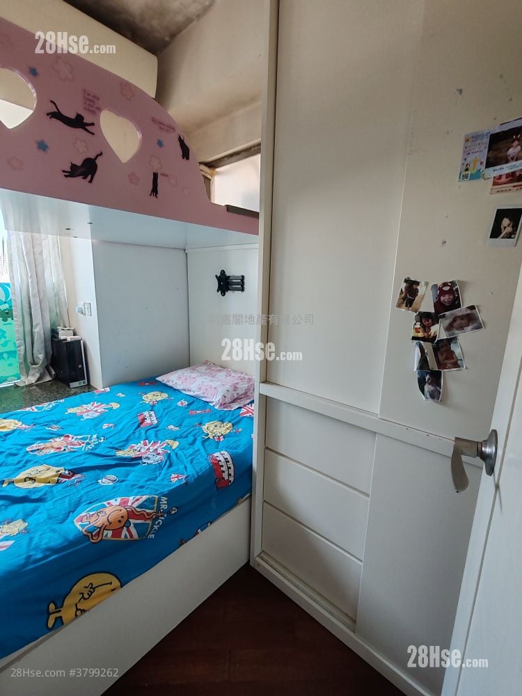 Tseung Kwan O Plaza Sell 3 Bedrooms , 1 Bathroom 502 ft²