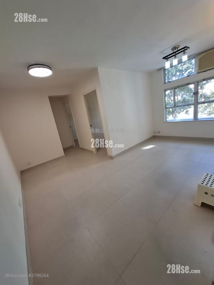 Kam Ying Court Rental 3 Bedrooms , 1 Bathroom 554 ft²
