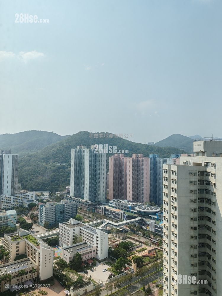 Tseung Kwan O Plaza Sell 3 Bedrooms , 1 Bathroom 502 ft²