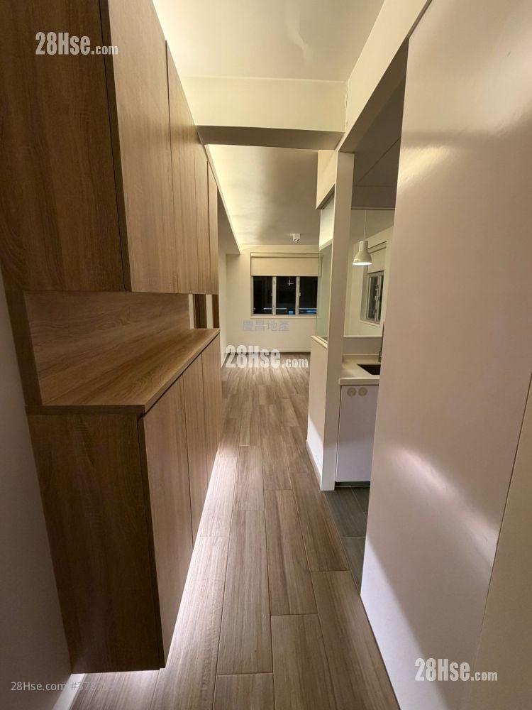 Viking Garden Sell 2 Bedrooms , 1 Bathroom 449 ft²