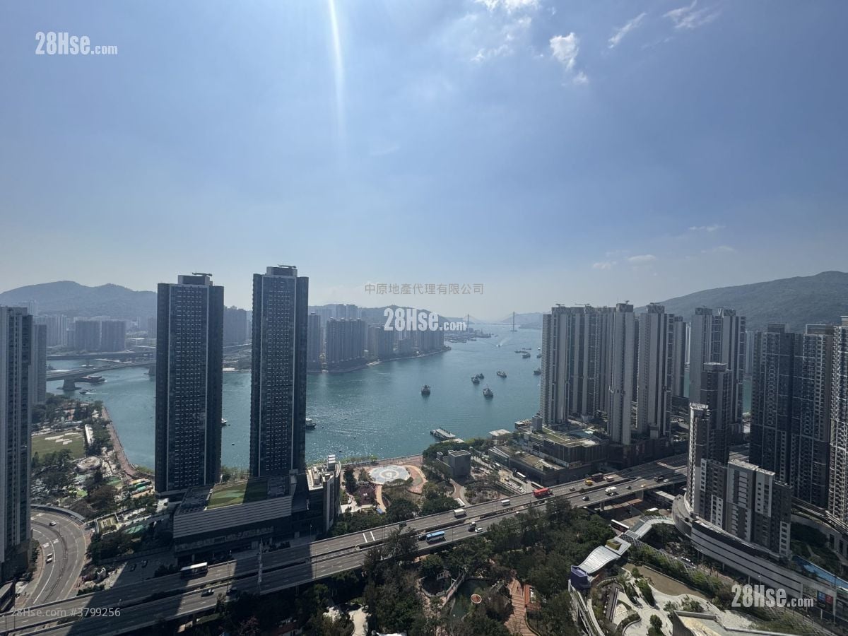 The Dynasty Rental 3 Bedrooms , 2 Bathrooms 728 ft²