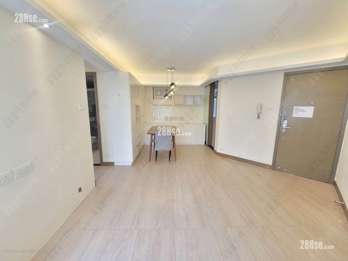 Laguna City Sell 2 Bedrooms , 1 Bathroom 522 ft²