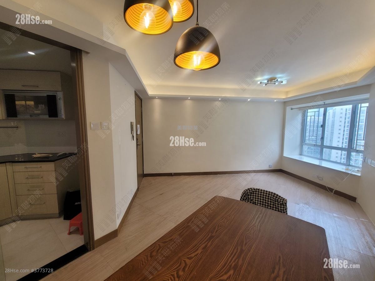 Laguna City Sell 2 Bedrooms , 1 Bathroom 522 ft²