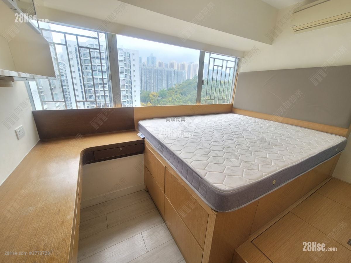 Laguna City Sell 2 Bedrooms , 1 Bathroom 522 ft²