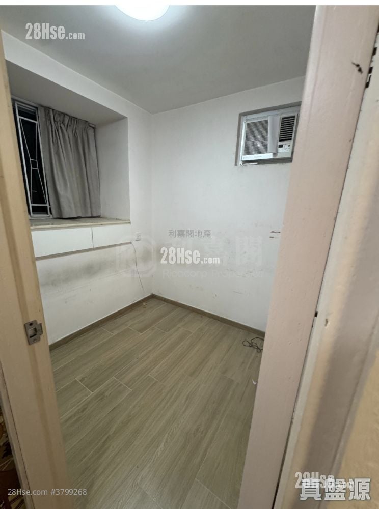 淘大花园 租盘 377 平方尺