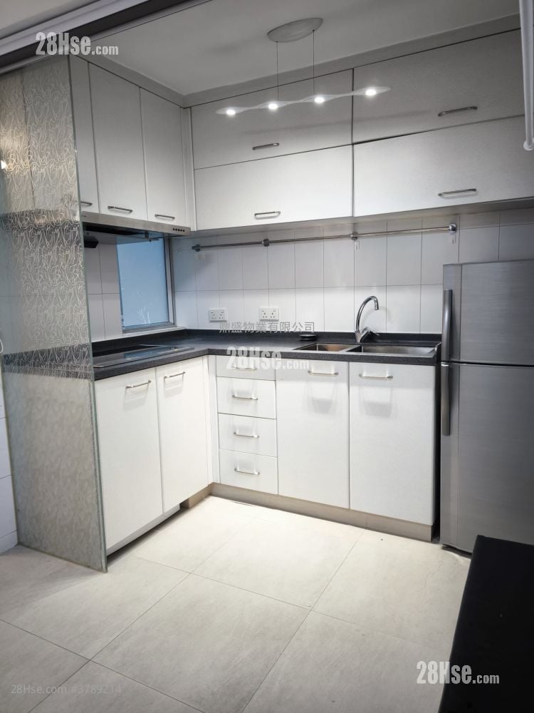 Westlands Court Rental 1 Bedroom , 1 Bathroom 398 ft²