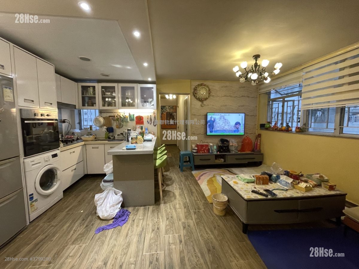 Beverly Garden Sell 3 Bedrooms 592 ft²