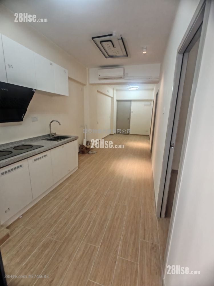 新安大楼 售盘 2 房 , 1 浴室 397 平方尺