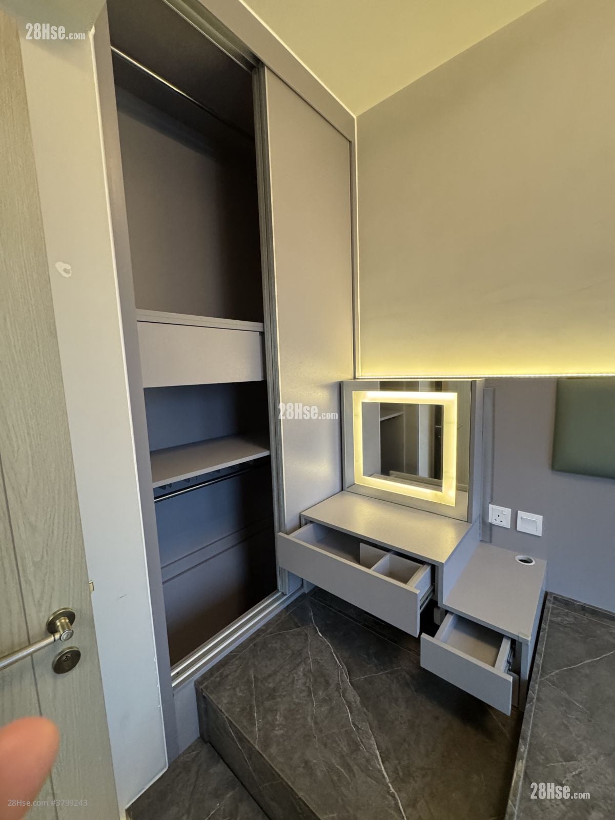 柏傲庄 租盘 2 房 , 1 浴室 501 平方尺