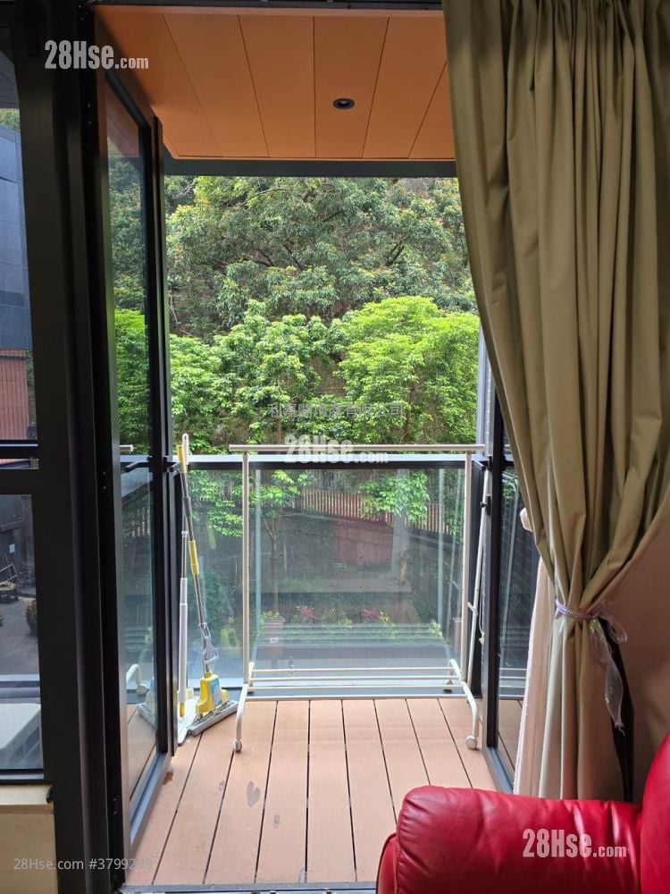 The Met. Acappella Rental Studio , 1 Bathroom 254 ft²