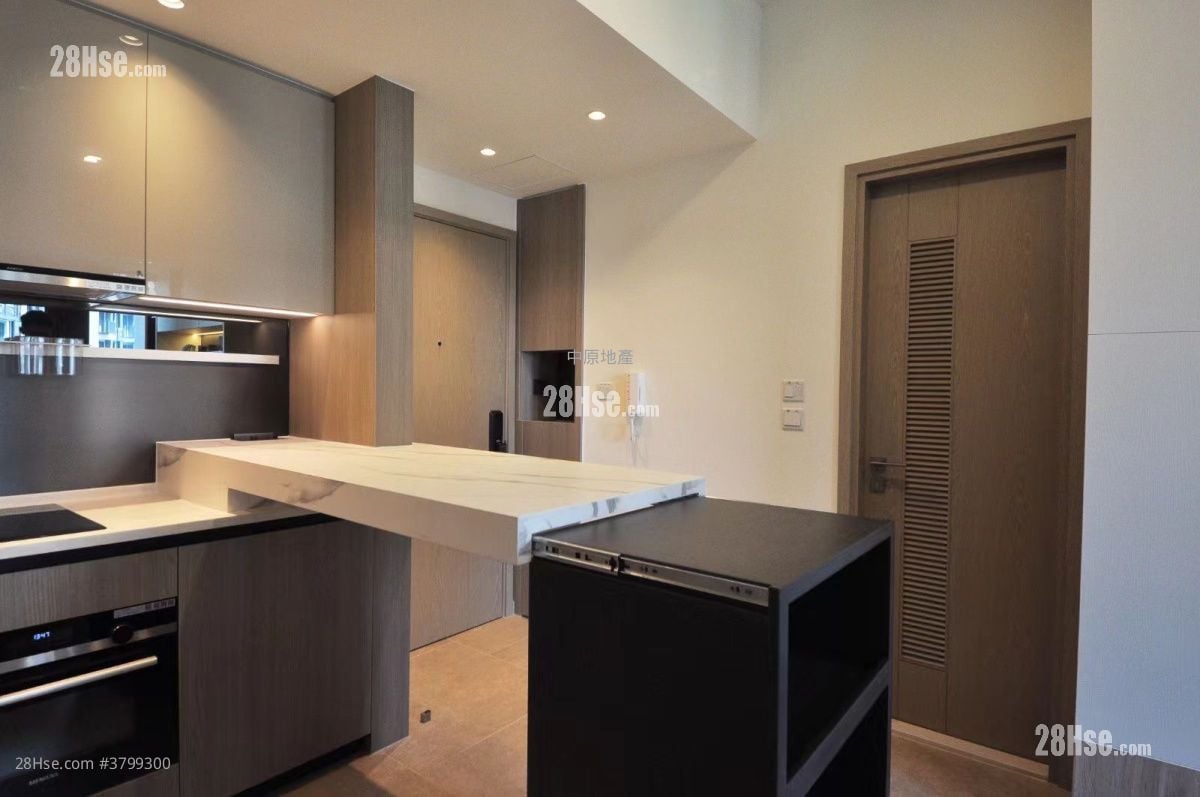 Wetland Seasons Park Sell 2 Bedrooms , 1 Bathroom 423 ft²