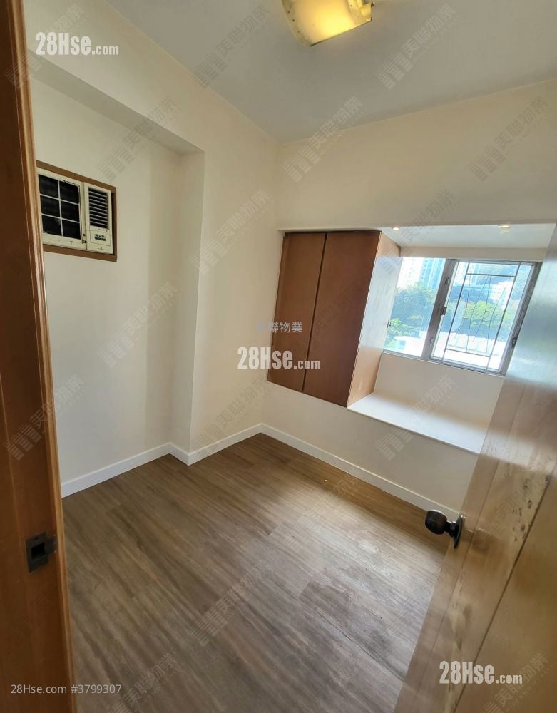 Tsuen Tak Garden Sell 2 Bedrooms , 1 Bathroom 287 ft²