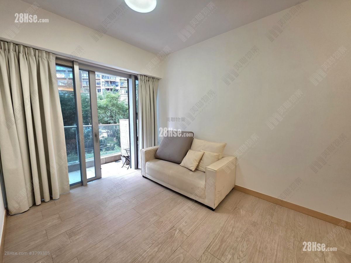 Century Link Rental 2 Bedrooms , 1 Bathroom 445 ft²