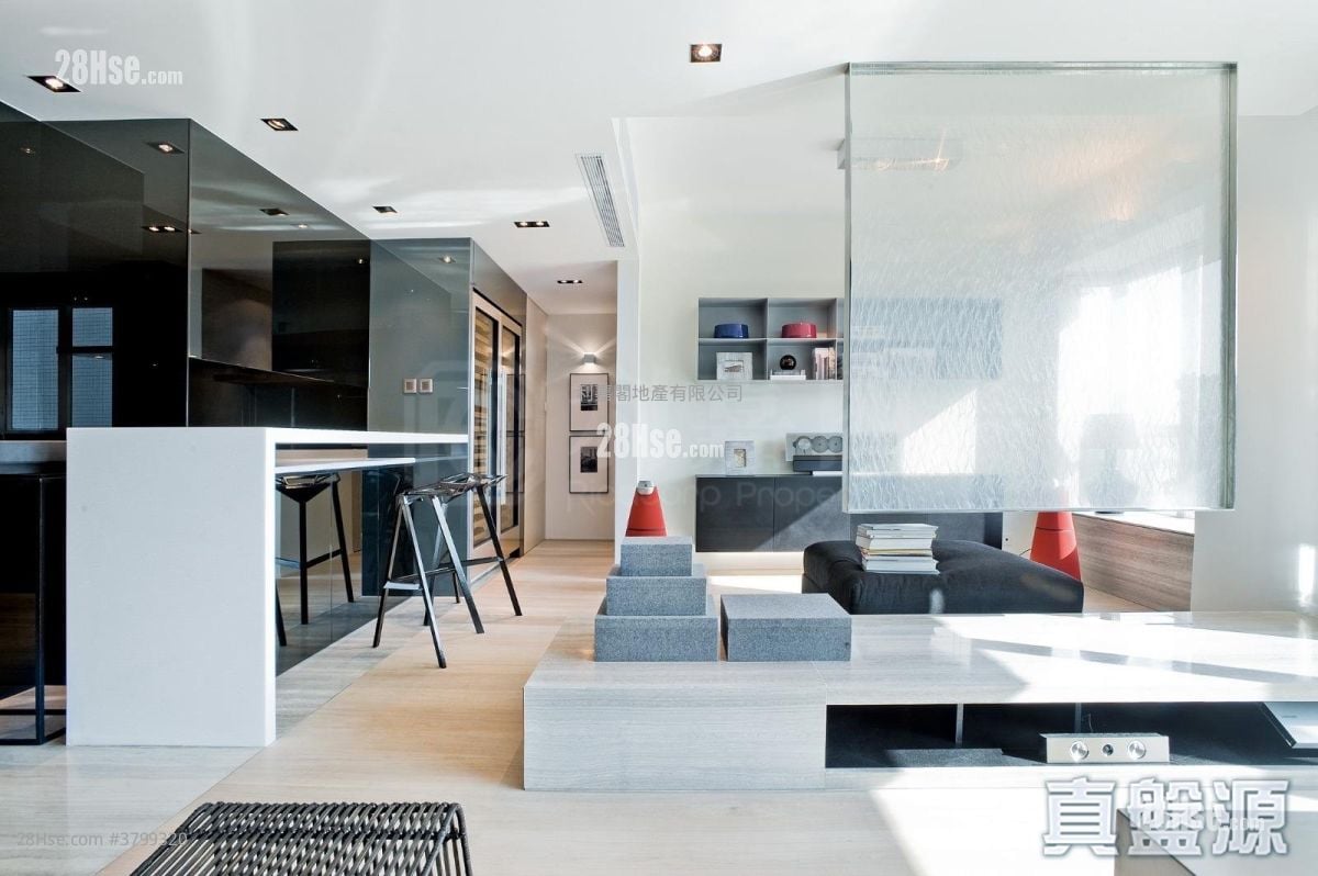 Dynasty Heights Sell 1 Bedroom 1,198 ft²