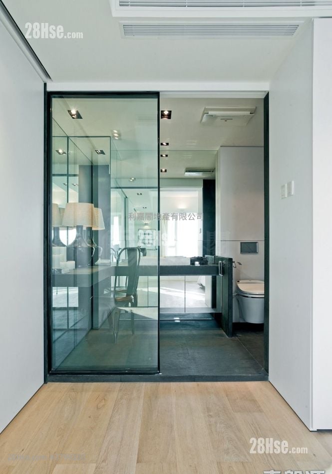 Dynasty Heights Sell 1 Bedroom 1,198 ft²