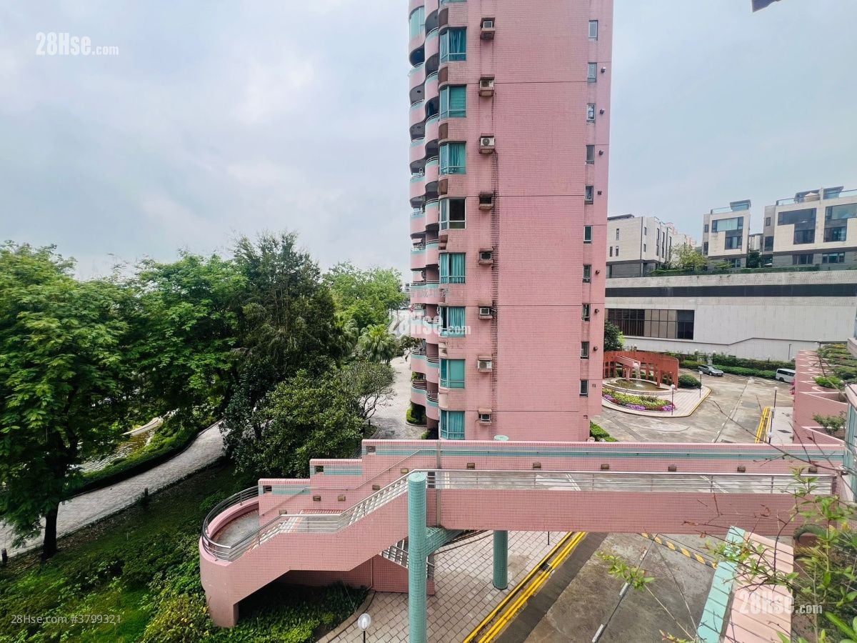 Peridot Court Sell 4 Bedrooms , 3 Bathrooms 1,155 ft²