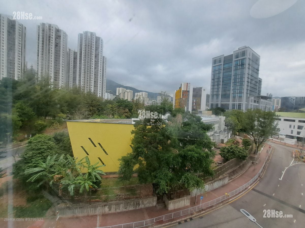 豪辉花园 售盘 3 房 , 1 浴室 463 平方尺