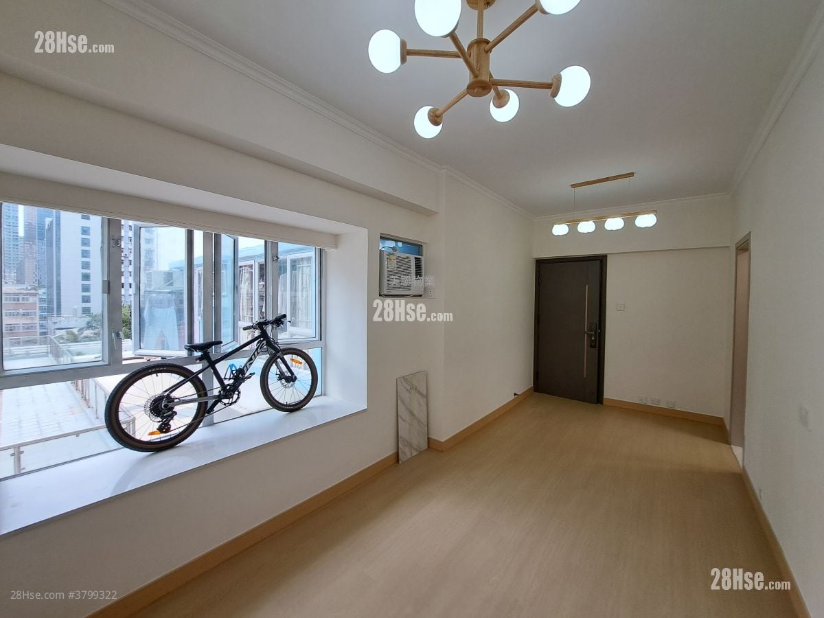 豪辉花园 售盘 3 房 , 1 浴室 463 平方尺