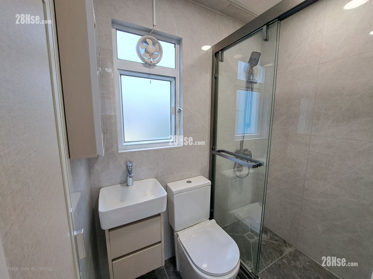 豪辉花园 售盘 3 房 , 1 浴室 463 平方尺