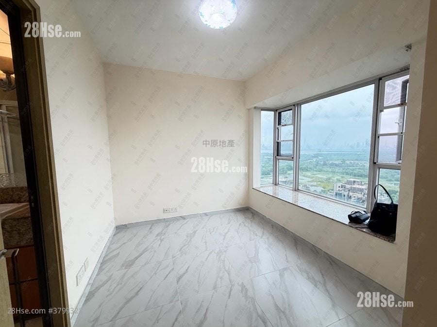 Vianni Cove Sell 3 Bedrooms 713 ft²