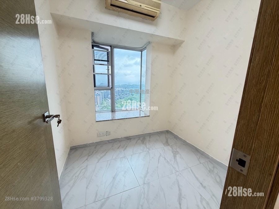 Vianni Cove Sell 3 Bedrooms 713 ft²