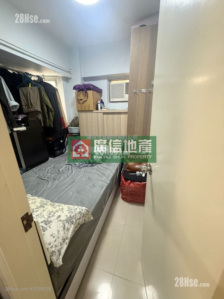 顺安大厦 售盘 2 房 , 1 浴室 321 平方尺