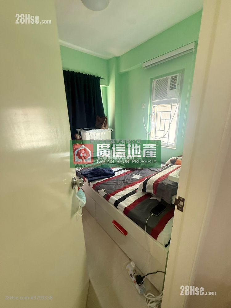 顺安大厦 售盘 2 房 , 1 浴室 321 平方尺