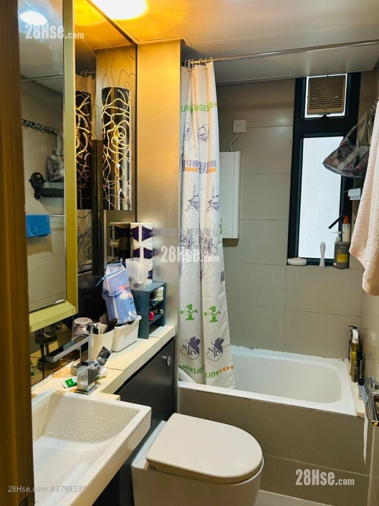 8 Royal Green Sell 3 Bedrooms 661 ft²