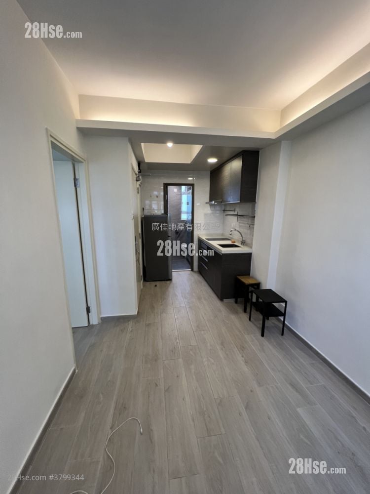 4A Second Street Sell 2 Bedrooms , 2 Bathrooms 274 ft²