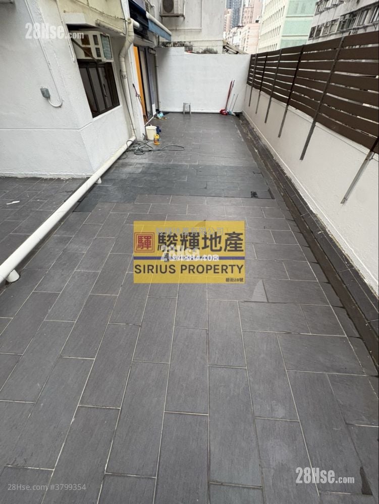 Capital Building Rental 2 Bedrooms , 1 Bathroom 1,400 ft²