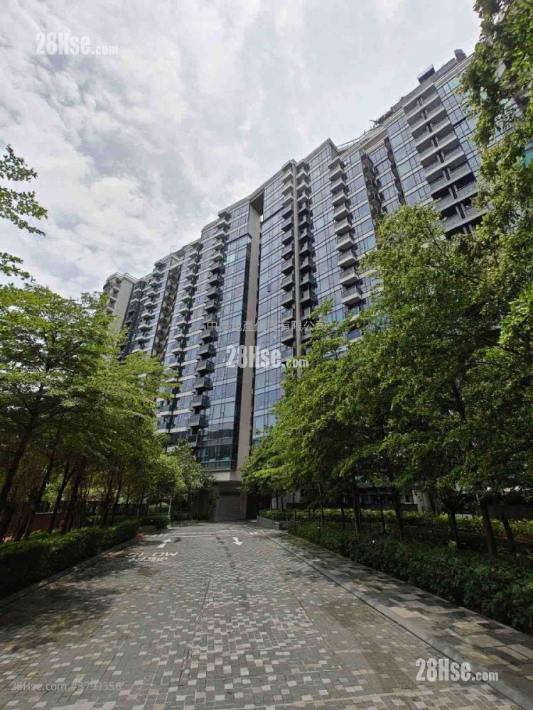 Le Pont Sell 3 Bedrooms , 2 Bathrooms 738 ft²