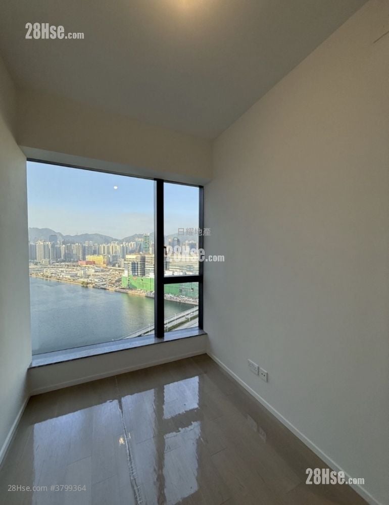 Double Coast 售盘 2 房 , 1 浴室 420 平方尺