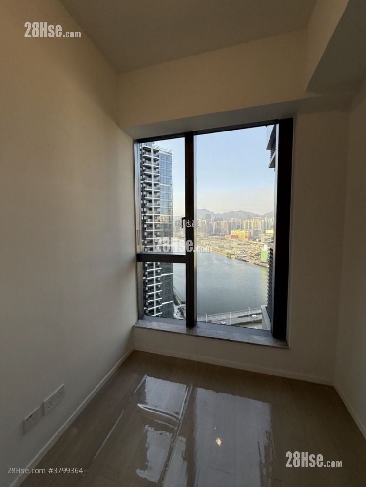 Double Coast 售盘 2 房 , 1 浴室 420 平方尺