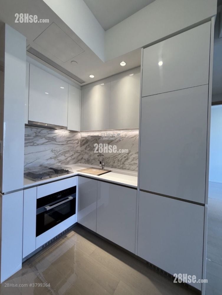 Double Coast 售盘 2 房 , 1 浴室 420 平方尺