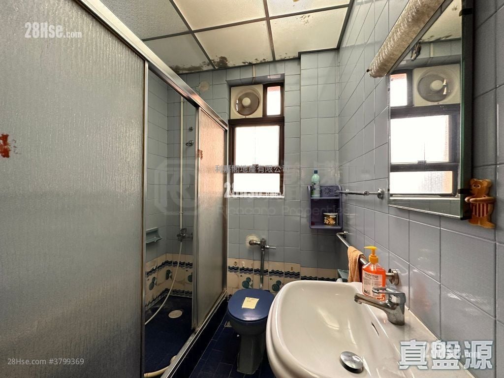 Bel-Air House Sell 3 Bedrooms , 3 Bathrooms 1,378 ft²