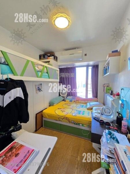 Stars By The Harbour Sell 4 Bedrooms 1,084 ft²