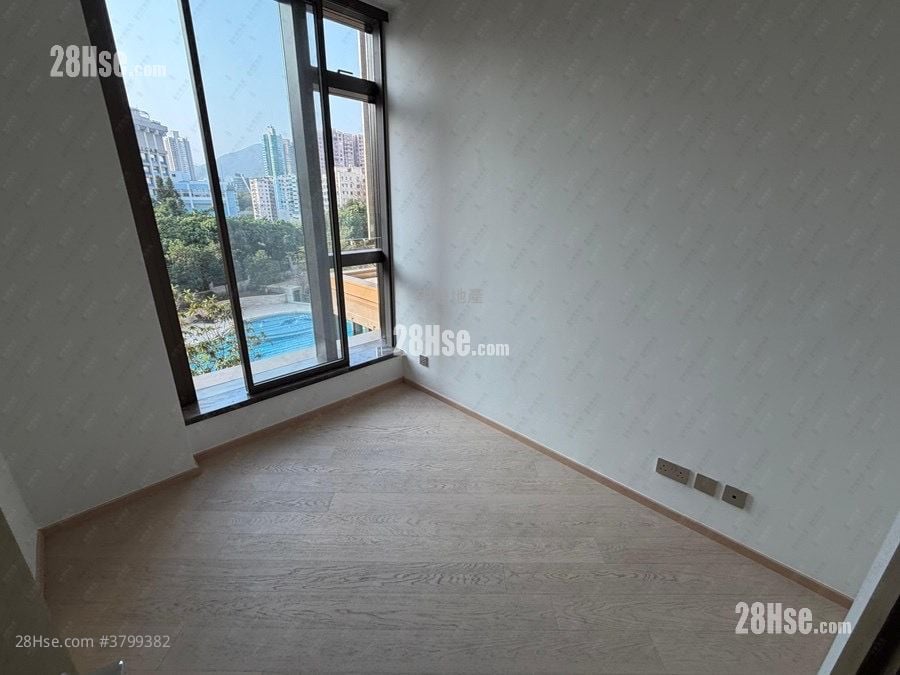 Grand Homm Rental 1,380 ft²