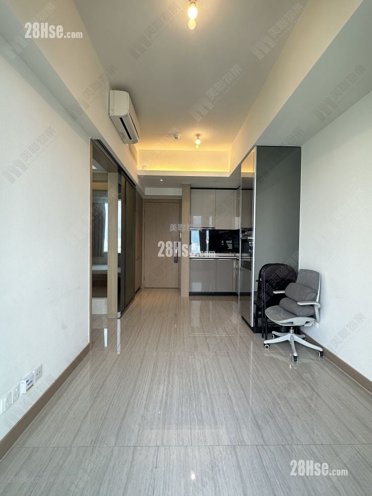 Cullinan West Rental 1 Bedroom , 1 Bathroom 350 ft²